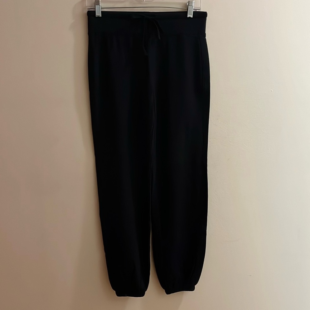 (NEW) BAREFOOT DREAMS Malibu Collection Jogger Pant